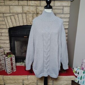Cozy Light Gray Turtleneck Sweater Large